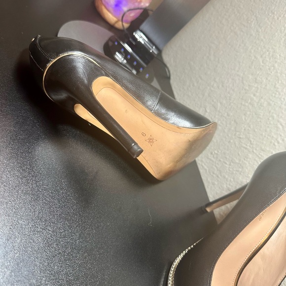 BCBGENERATION | Harleigh Pumps in Black Leather, size 39/9US - Picture 13 of 15